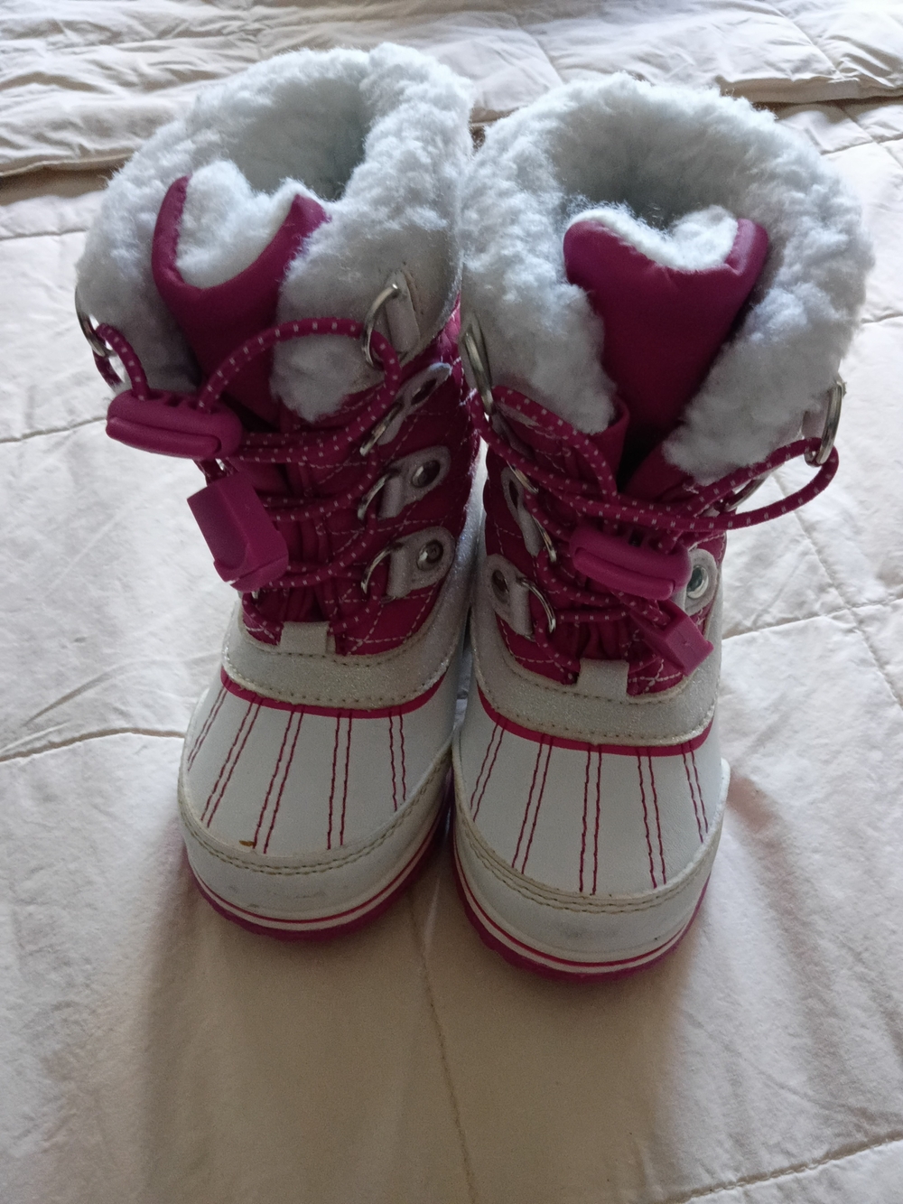 totes Kids Pink and White Fleece-Lined Snow Boots